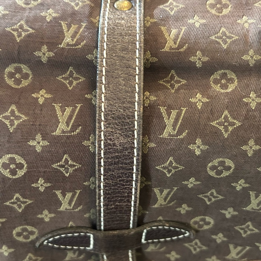 LV Saumur mini linn 25 - Picture 3 of 14